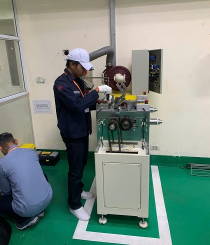 Công Ty 3B Cùng Chuyên Gia CHAREON TUT Khắc Phục Lỗi Nhiệt Độ Không Đồng Đều Trên Máy Cán 2 Trục Tại Toyo Việt Nam